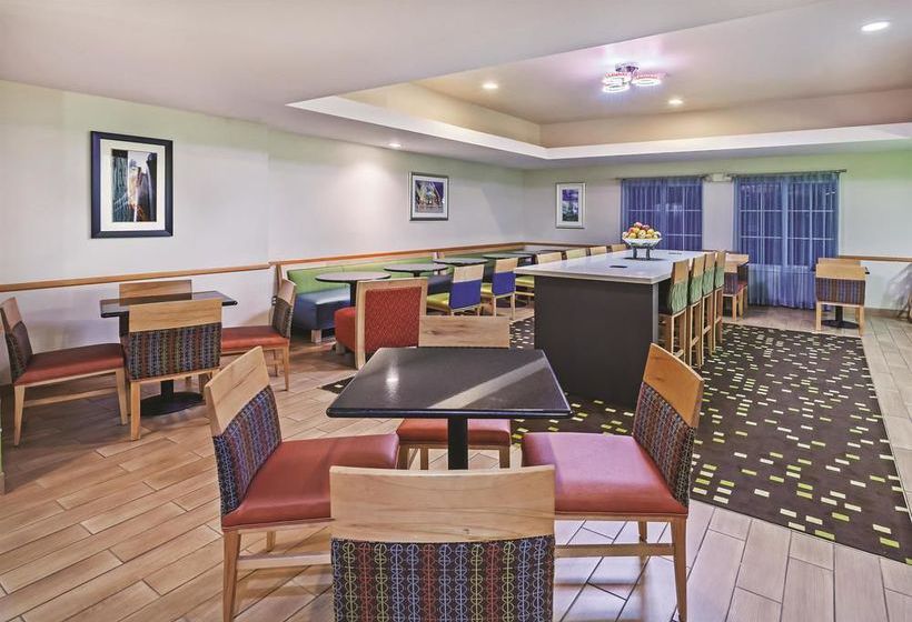 Hotel La Quinta Inn & Suites Paris  | Paris | Texas | United States 3