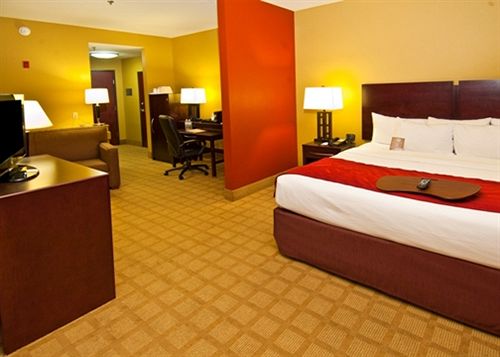 Hotel Comfort Suites Tupelo  | Tupelo | Mississippi | United States 12