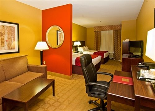 Hotel Comfort Suites Tupelo  | Tupelo | Mississippi | United States 4