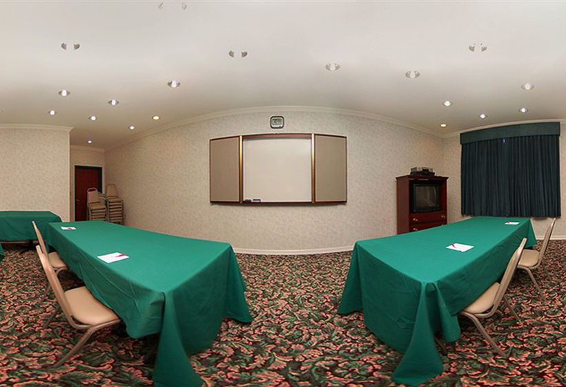 Hotel Comfort Suites Near Alliance 