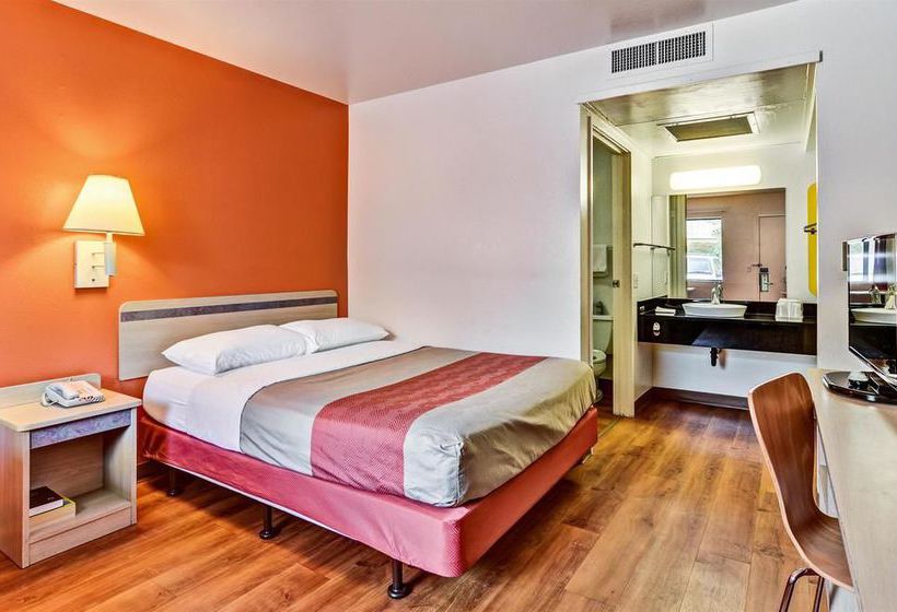 Motel 6 Pittsburgh - Crafton   | Pittsburgh | Pennsylvania | United States 19