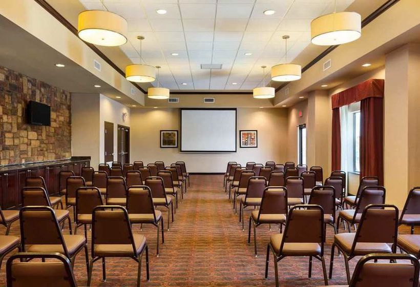 Hampton Inn & Suites Mission  | Mission | Texas | United States 12