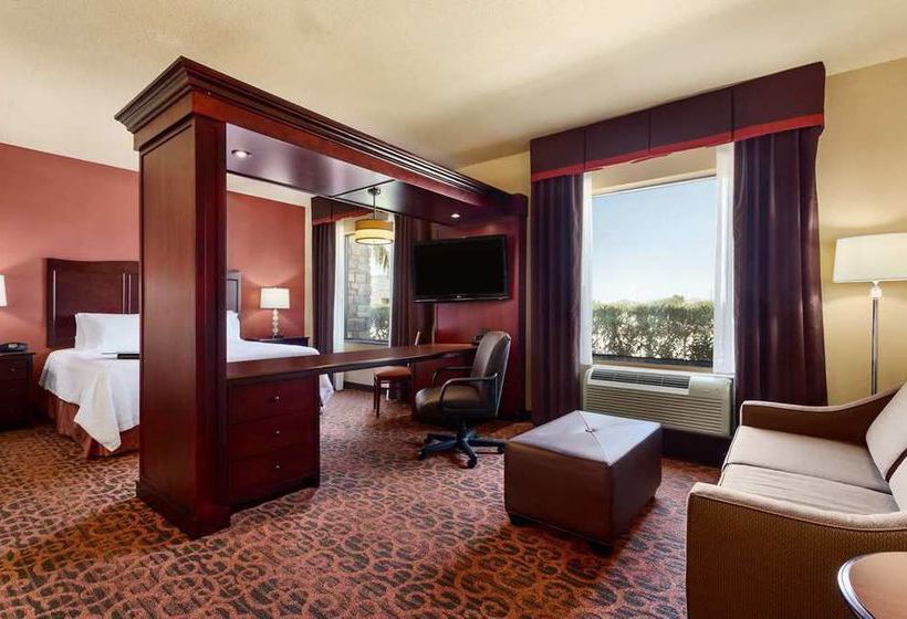 Hampton Inn & Suites Mission  | Mission | Texas | United States 17