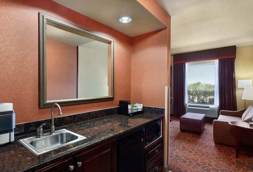 Hampton Inn & Suites Mission  | Mission | Texas | United States 18
