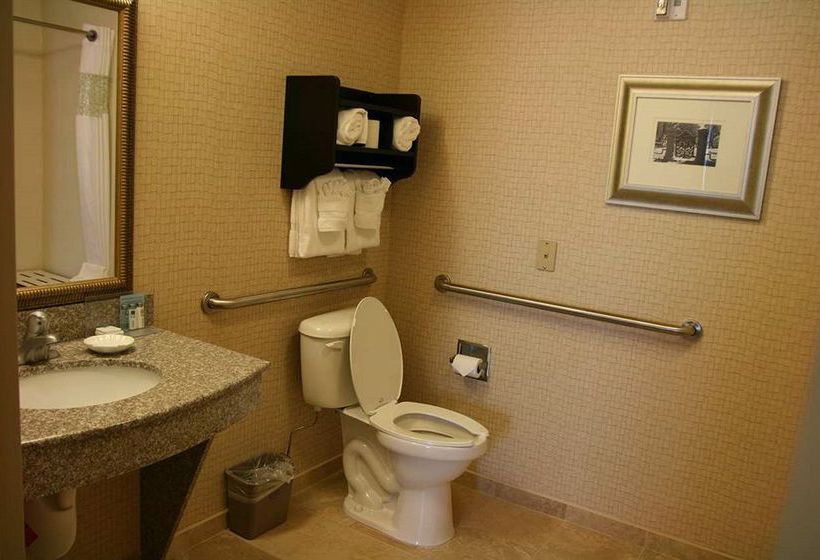 Hampton Inn & Suites Savannah-Airport  | Savannah | Georgia | United States 12