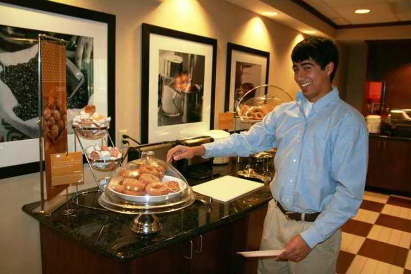 Hampton Inn & Suites Savannah-Airport  | Savannah | Georgia | United States 15