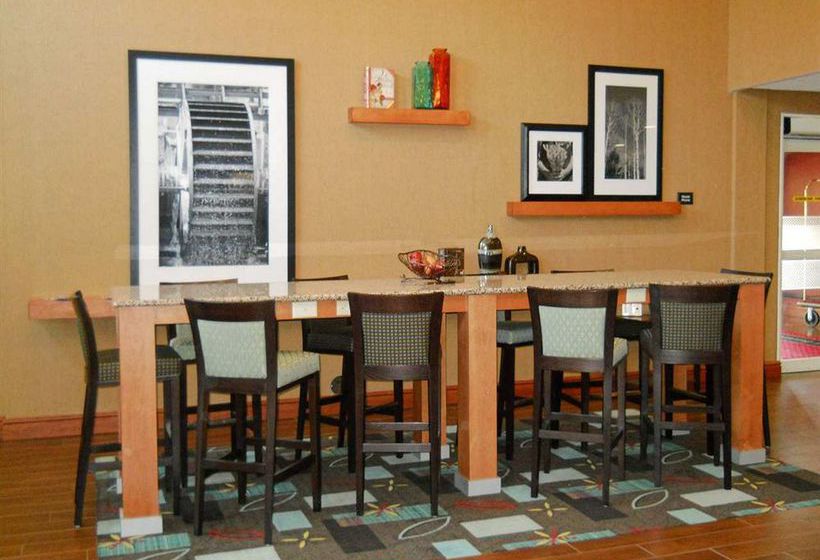 Hotel Hampton Inn & Suites Greenfield  | Greenfield | Massachusetts | United States 9