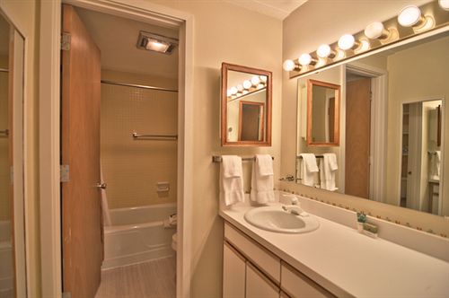 Hotel Lichenhearth Condominiums  | Snowmass Village | Colorado | United States 19