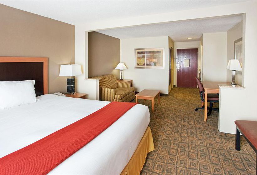 Hotel Holiday Inn Express Charlotte Concord I-85  | Concord | North Carolina | United States 19