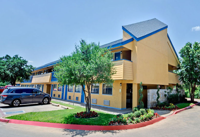 Hotel Knights Inn Market Center  | Dallas | Texas | Estados Unidos 6