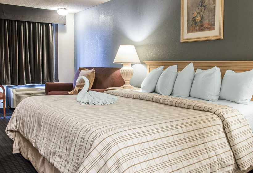 Hotel Rodeway Inn Metro Airport  | Romulus | Michigan | United States 17