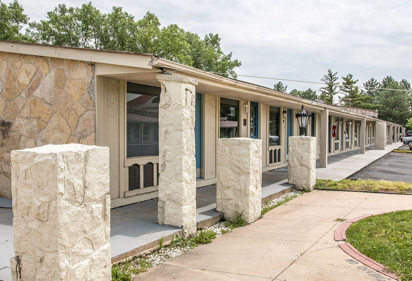 Hotel Rodeway Inn Metro Airport  | Romulus | Michigan | United States 3