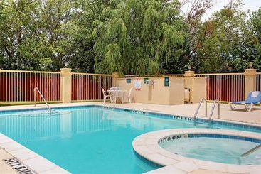 Hotel La Quinta Inn & Suites Cleburne  | Cleburne | Texas | Vereinigte Staaten 16