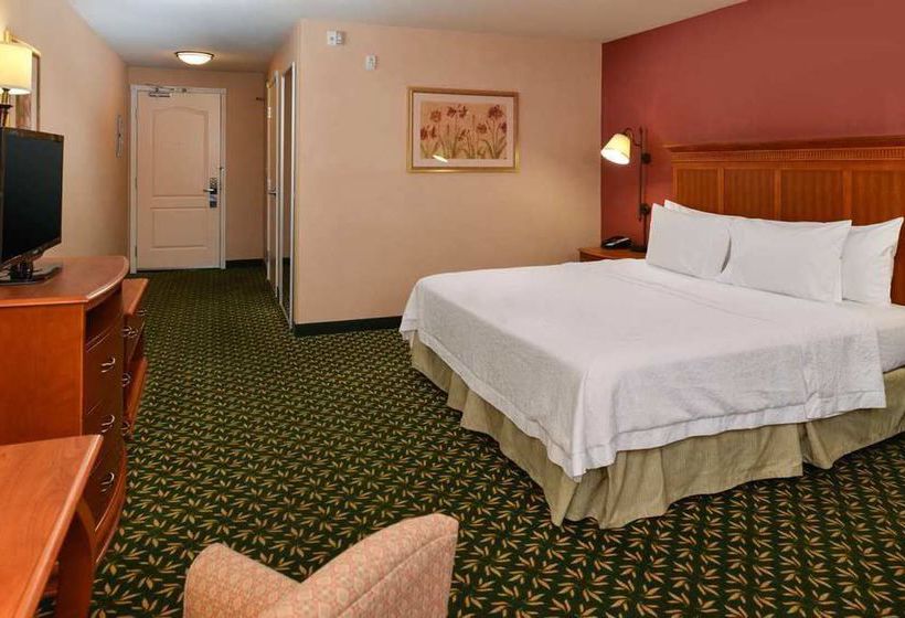 Hampton Inn & Suites Casper  | Casper | Wyoming | United States 13
