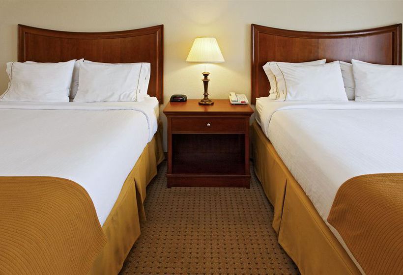 Hotel Holiday Inn Express Mansfield  | Mansfield | Texas | United States 18