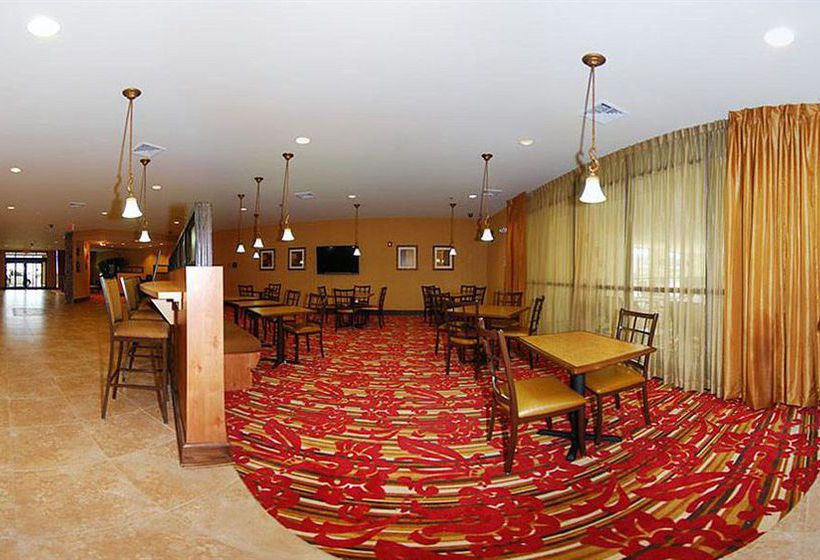 Hotel Comfort Suites Byron 