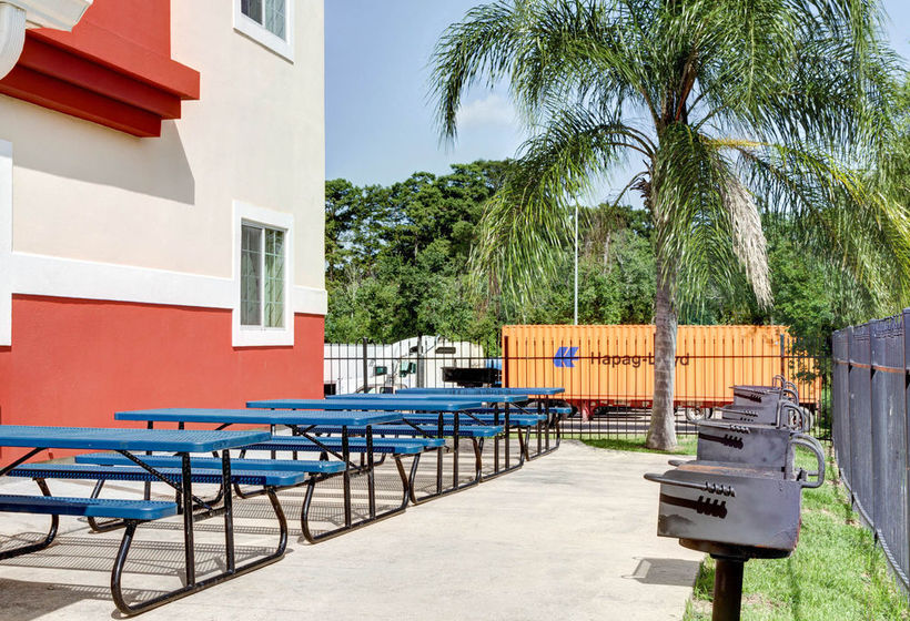 Hotel Suburban Extended Stay LaPlace  | Laplace | Louisiana | United States 17