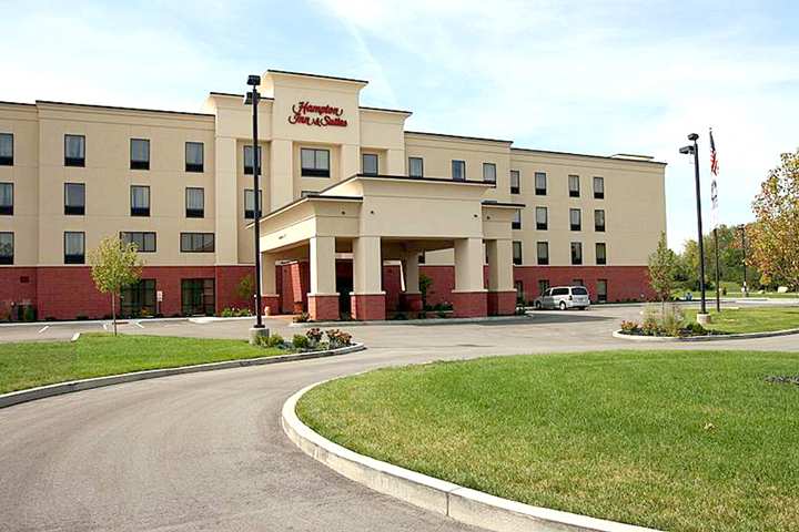Hampton Inn & Suites Dayton Airport 
