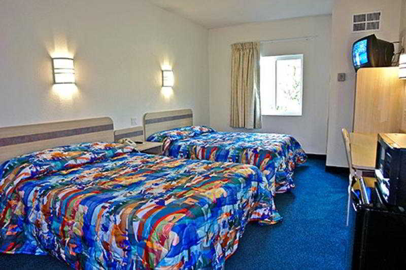 Motel 6 Lincoln City  | Lincoln City | Oregon | United States 10