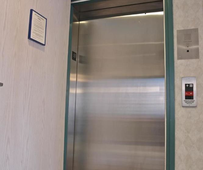 Motel 6 Lincoln City  | Lincoln City | Oregon | United States 12