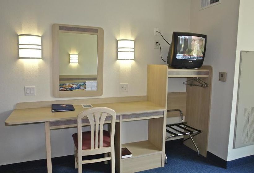 Motel 6 Lincoln City  | Lincoln City | Oregon | United States 8