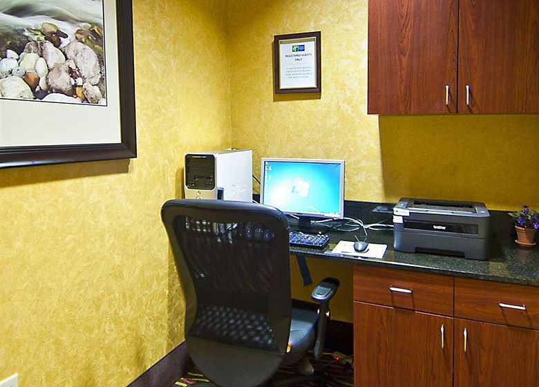 Holiday Inn Express Hotel & Suites Tupelo  | Tupelo | Mississippi | United States 9