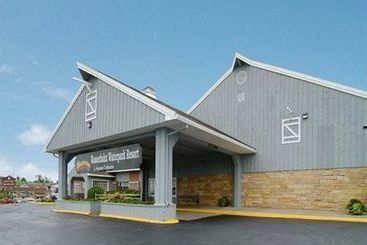 Hotel Clarion Inn Amana Colonies & Wasserbahn Waterpark Resort Williamsburg Iowa