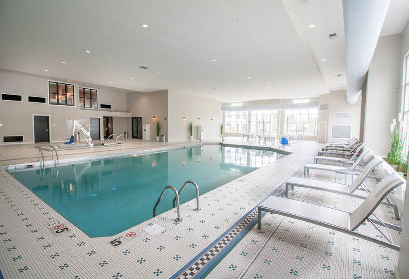 Hotel Renovo  | Urbandale | Iowa | United States 5