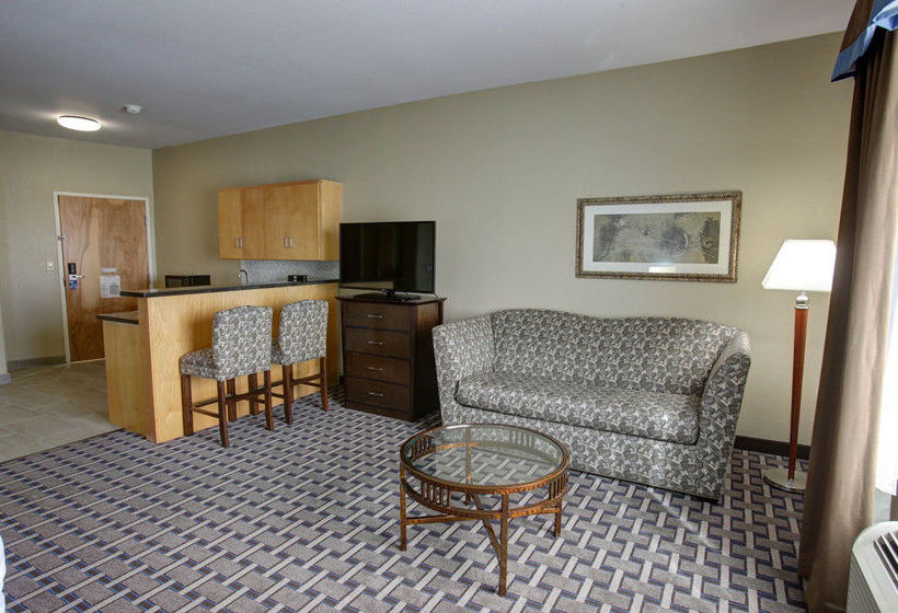 Hotel Comfort Suites Georgetown  | Georgetown | Kentucky | United States 17