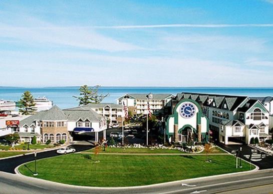Clarion Hotel Beachfront  | Mackinaw City | Michigan | United States 3