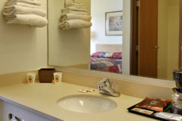 Hotel Super 8 West Memphis Ar  | West Memphis | Arkansas | United States 5