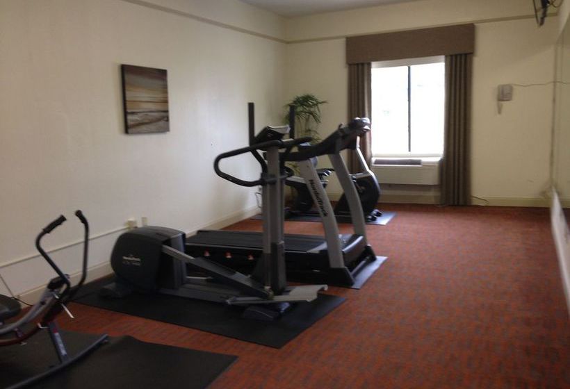 Hotel Baymont Inn & Suites Savannah Garden City 