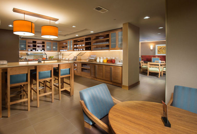 Hotel Hawthorn Suites by Wyndham Savannah Airport  | Savannah | Georgia | United States 17