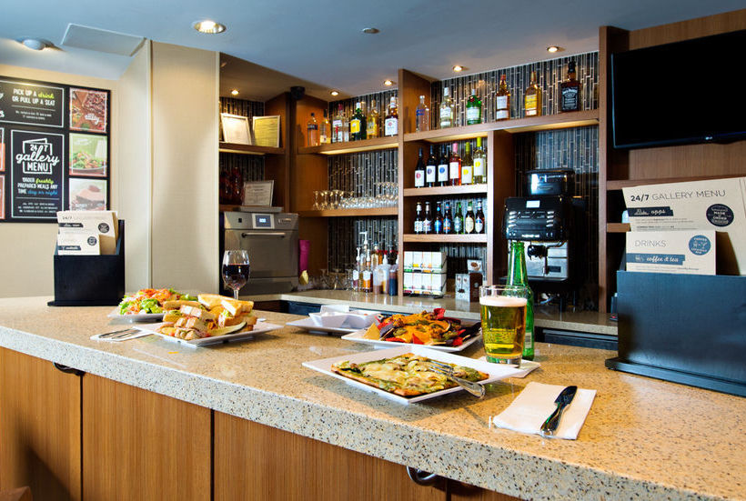 Hotel Hawthorn Suites by Wyndham Savannah Airport  | Savannah | Georgia | United States 19