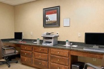 Hotel Wingate by Wyndham Savannah Airport  | Savannah | Georgia | United States 11