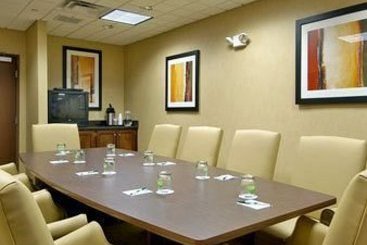 Hotel Wingate by Wyndham Savannah Airport  | Savannah | Georgia | United States 2