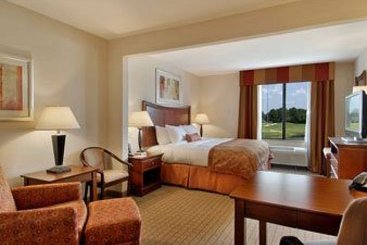 Hotel Wingate by Wyndham Savannah Airport  | Savannah | Georgia | United States 9