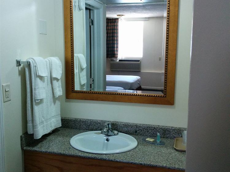 St. Joseph Motel  | Saint Joseph | Michigan | United States 3