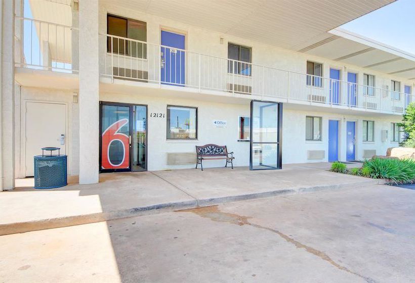 Hotel Super 8 Oklahoma Frontier City  | Oklahoma City | Oklahoma | Estados Unidos 18