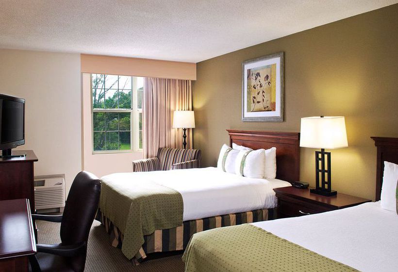 Hotel Holiday Inn Norfolk Airport  | Norfolk | Virginia | United States 6