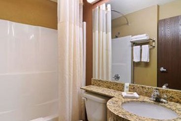 Microtel Inn Suites Manchester  | Manchester | Tennessee | United States 5