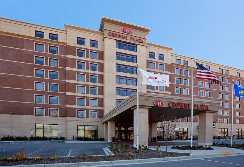Hotel Crowne Plaza Milwaukee West  | Wauwatosa | Wisconsin | United States