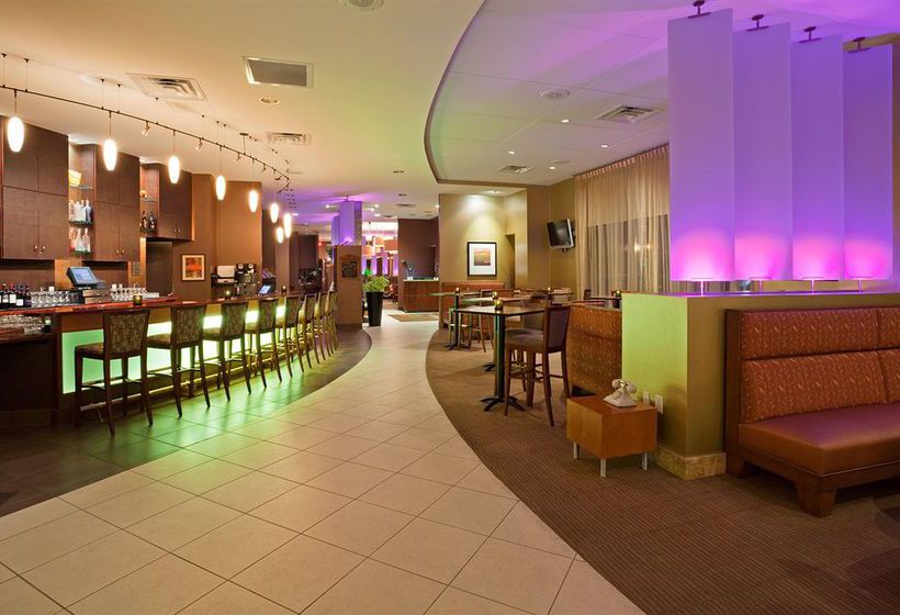 Hotel Crowne Plaza Milwaukee West  | Wauwatosa | Wisconsin | United States 16