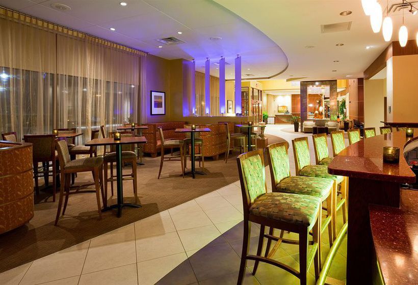 Hotel Crowne Plaza Milwaukee West  | Wauwatosa | Wisconsin | United States 18