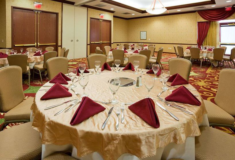 Hotel Crowne Plaza Milwaukee West  | Wauwatosa | Wisconsin | United States 2