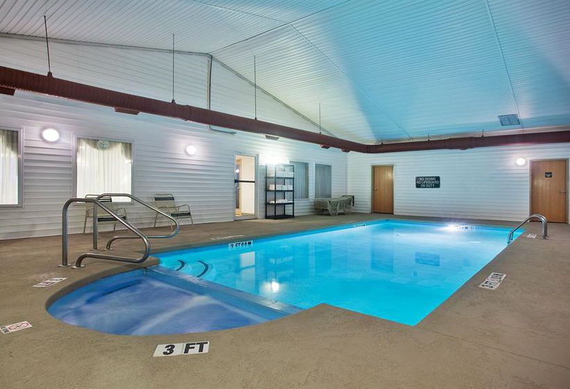 Hotel Holiday Inn Express Dillard  | Dillard | Georgia | United States 17