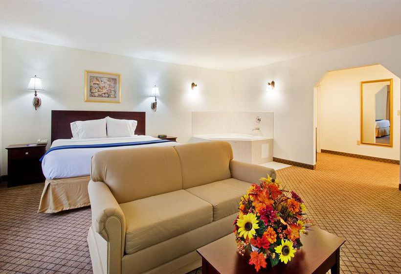 Hotel Holiday Inn Express Dillard  | Dillard | Georgia | United States 19