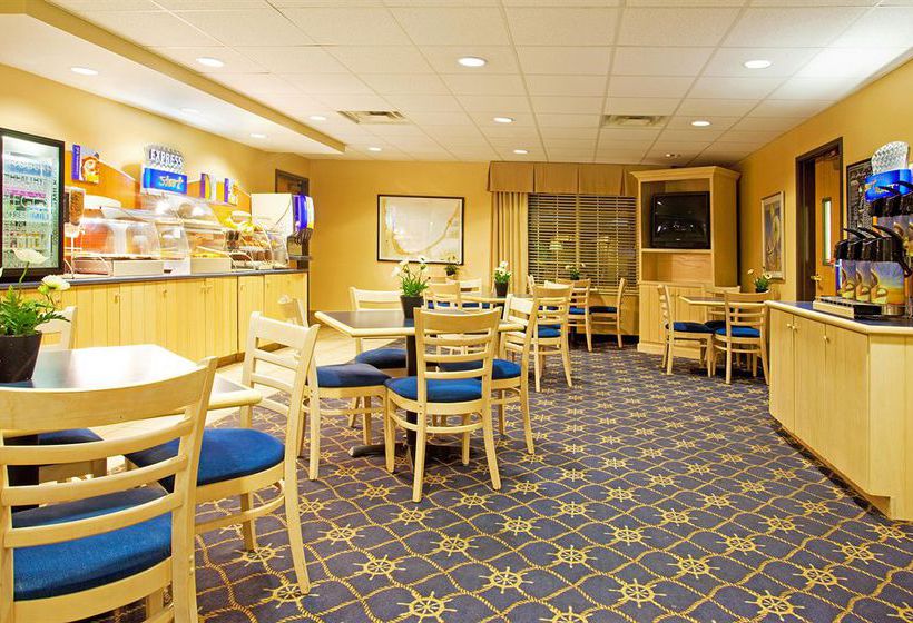 Hotel Holiday Inn Express New Buffalo  | New Buffalo | Michigan | United States 8