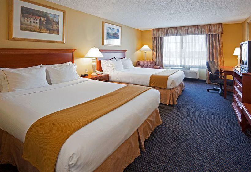 Hotel Holiday Inn Express Saint Cloud  | St. Cloud | Minnesota | United States 1
