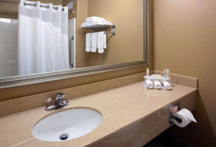 Hotel Holiday Inn Express Worthington  | Worthington | Minnesota | United States 16